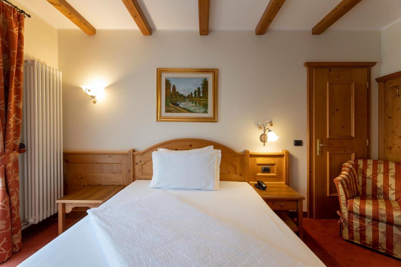 Hotel Lido - Slow & Natural Living Molveno Exterior foto